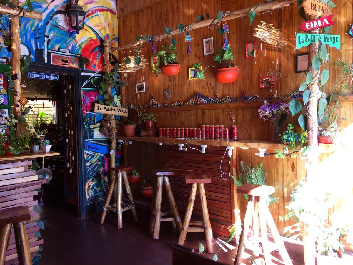 La Puerta Verde Hostel & Bar Humahuaca Exterior foto